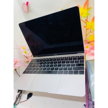MacBook Retina Core M3 2016